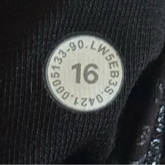 NWOT Lululemon Wunder Train High-Rise Tight 25" *Foil Logo Flourish Black - Picture 4 of 7